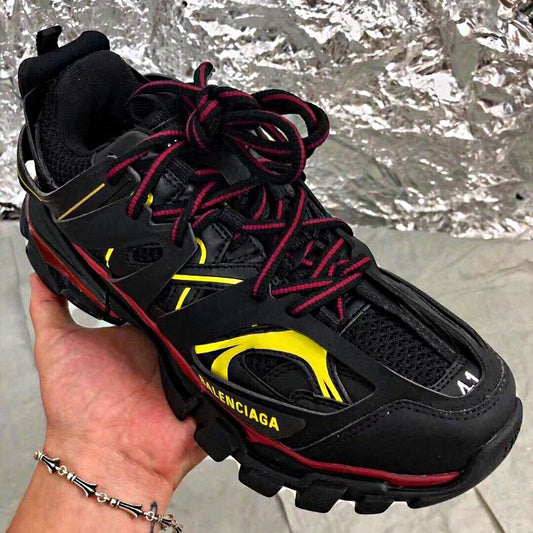 balenciaga tack trainer