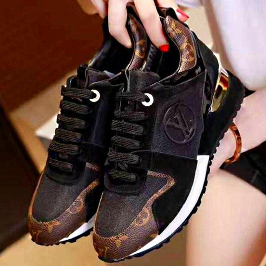 LU Leather Sneakers Black Gold