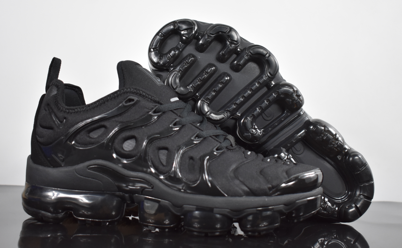 N*ke Max Sneakers Vapormax Plus Black Black