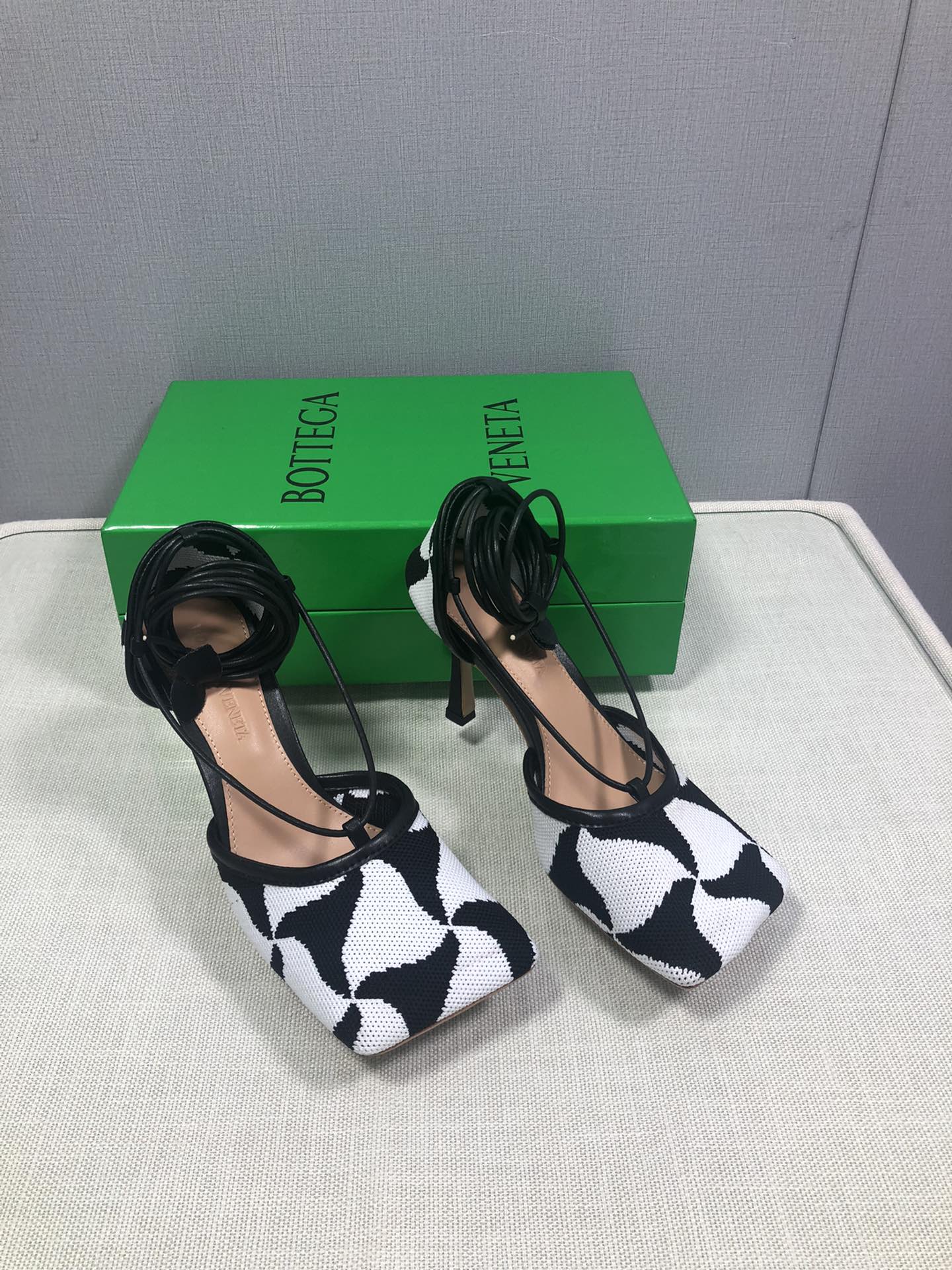 BOT VENET  Shoes  2 Color 's