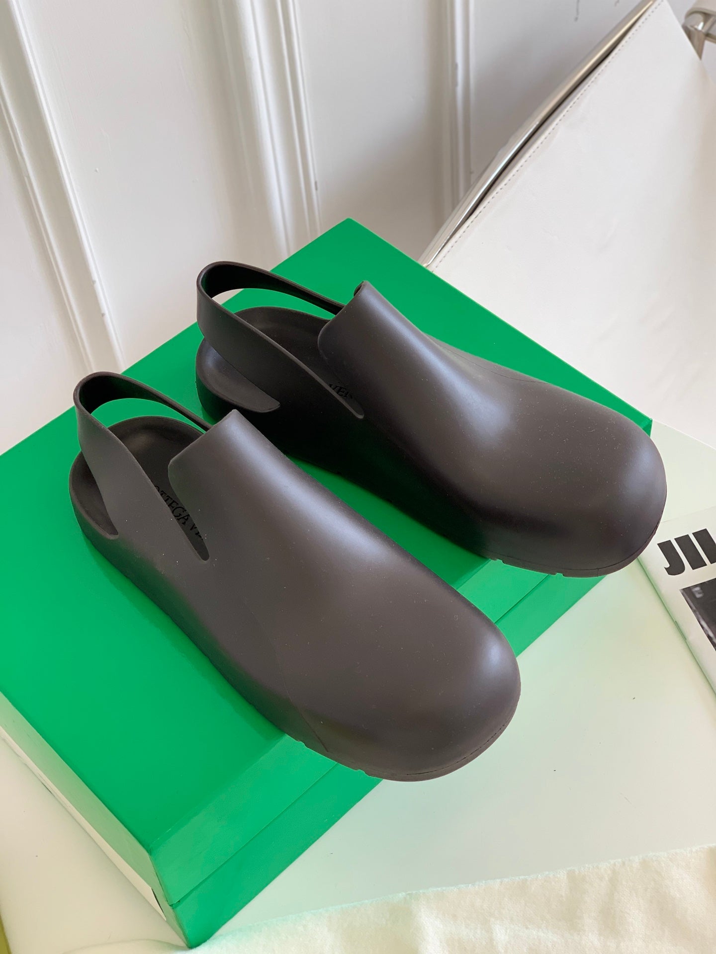 BOT VENET Sandals Puddle