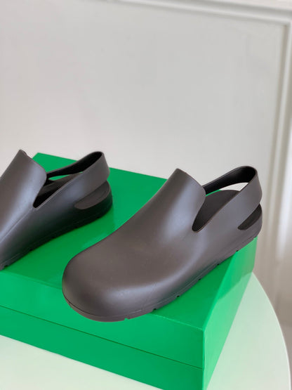 BOT VENET Sandals Puddle