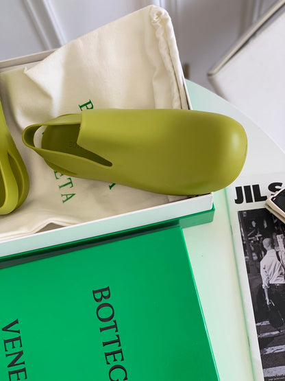 BOT VENET Sandals Puddle