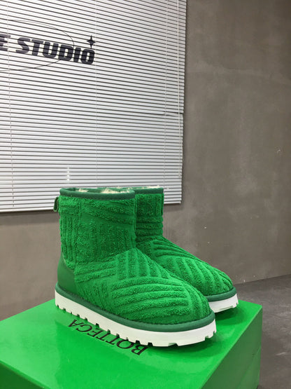 BOT VENET  UGG  Boots  2 color 's