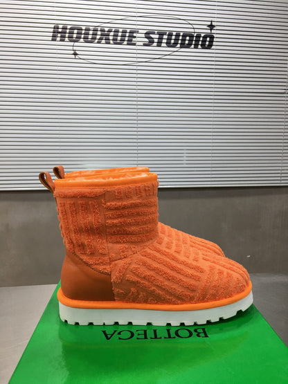 BOT VENET  UGG  Boots  2 color 's