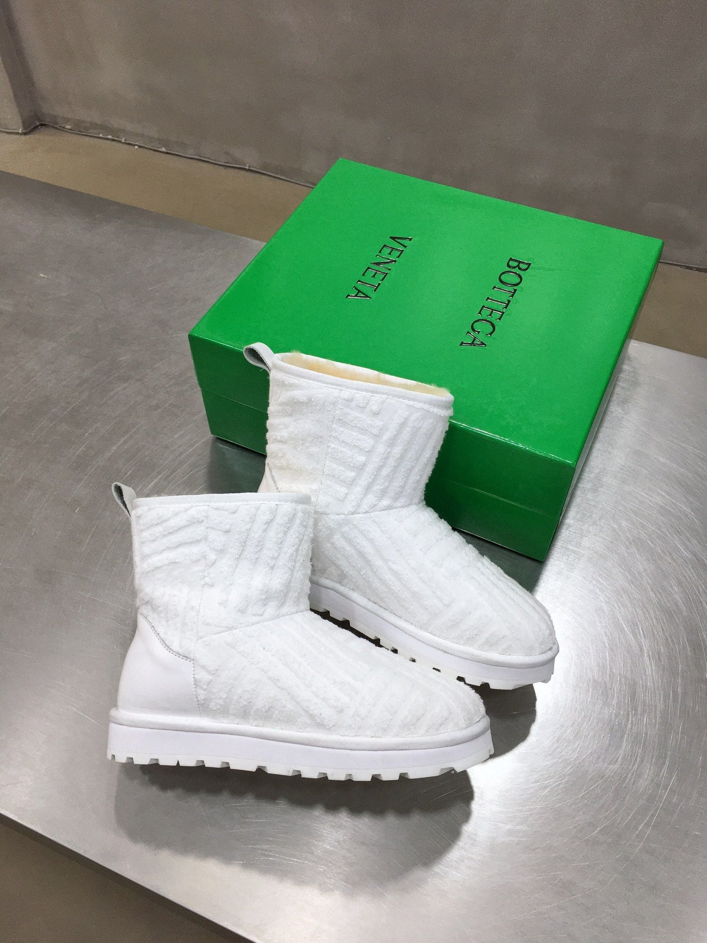 BOT VENET  UGG  Boots  2 color 's