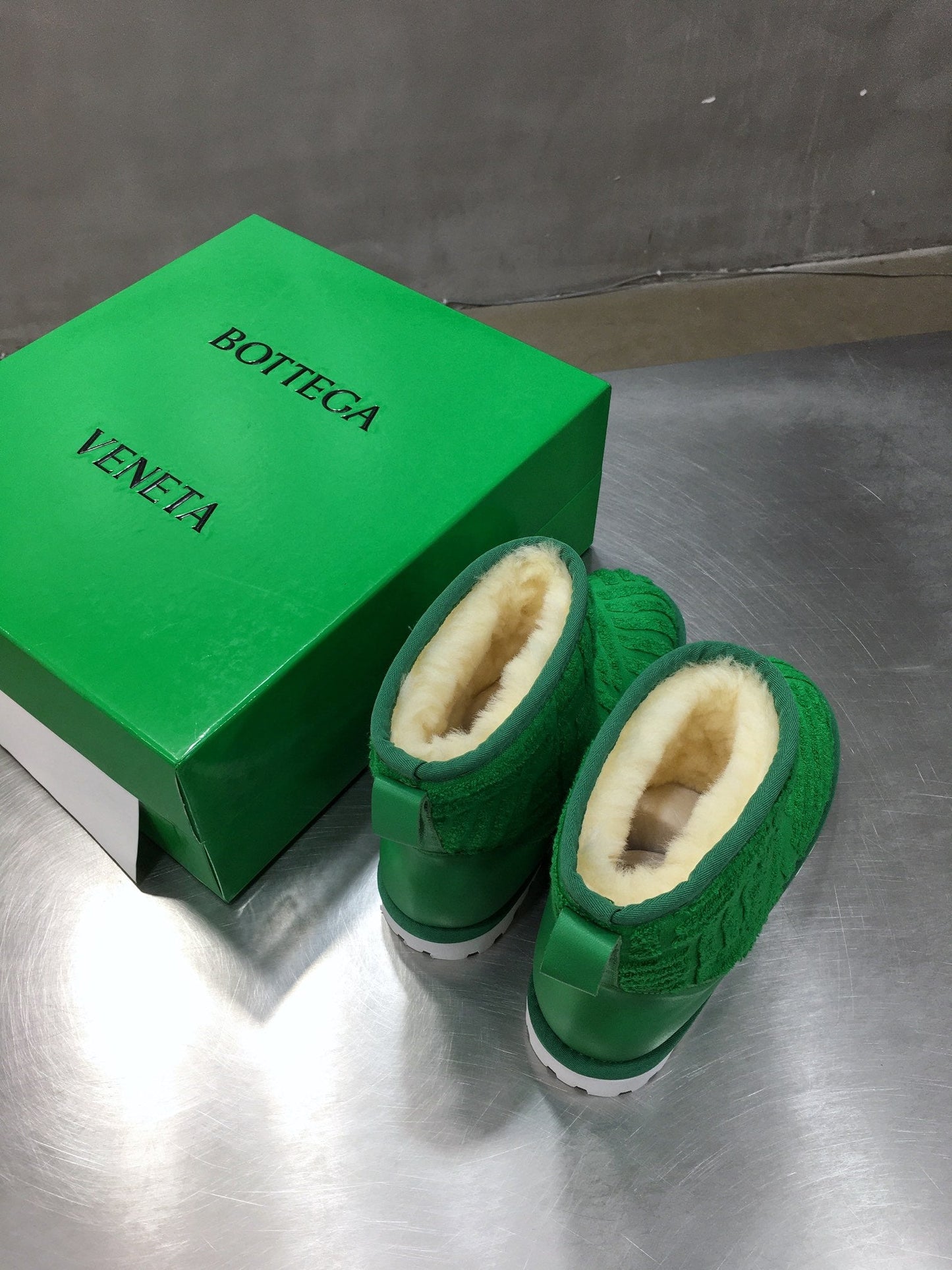 BOT VENET  UGG  Boots  2 color 's
