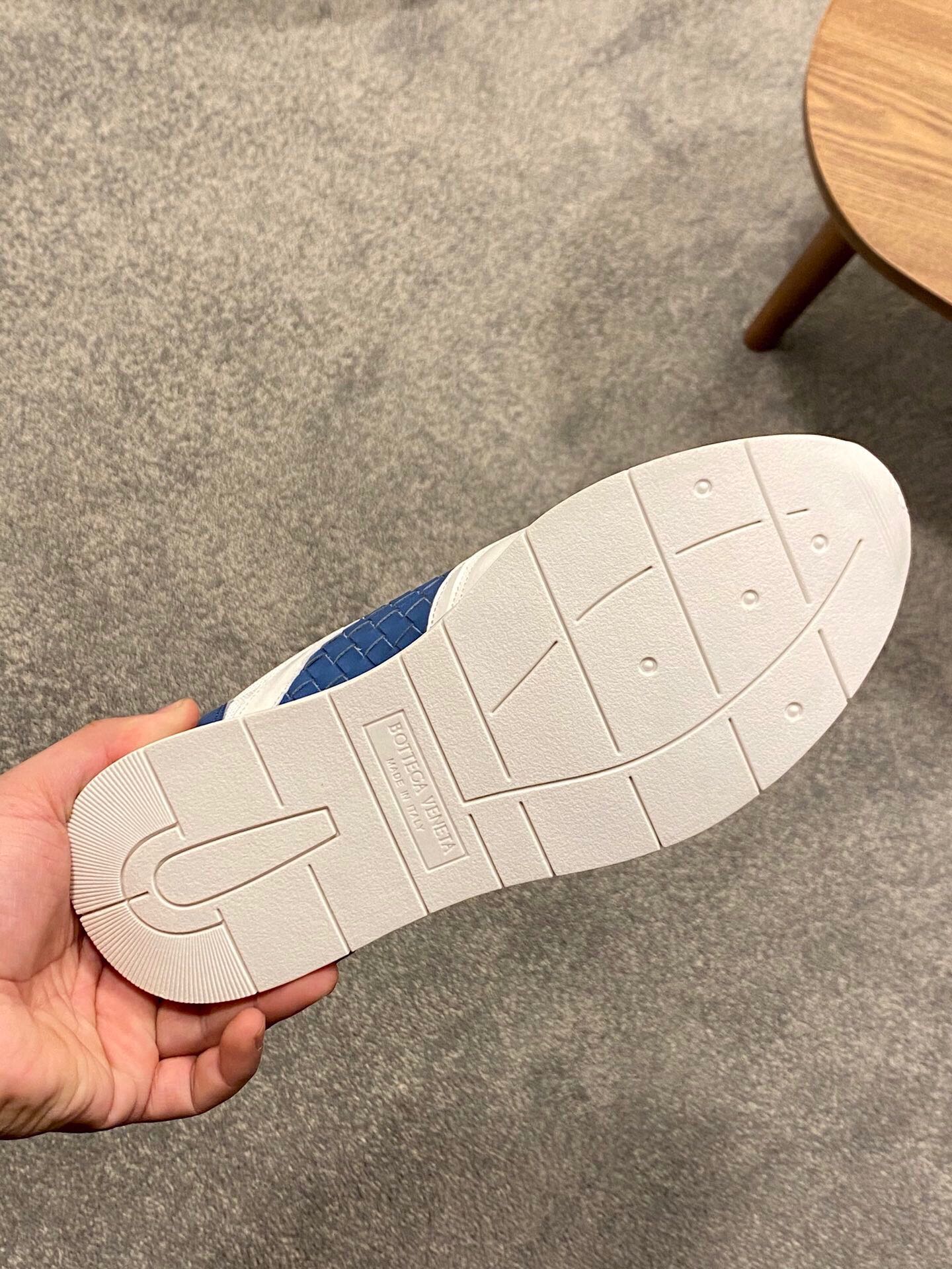BOT VENET  Sneakers  2  Color 's