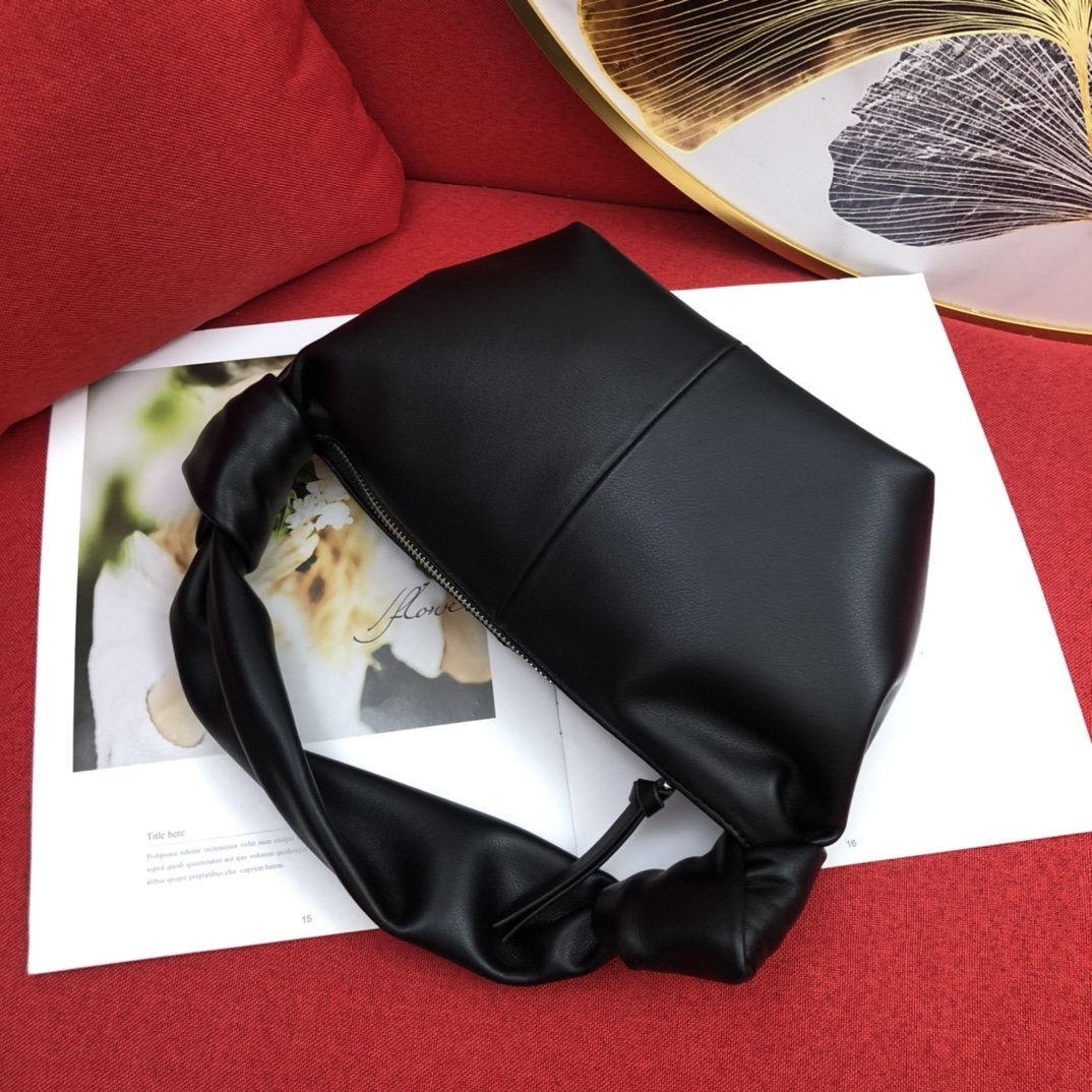 Bot Venet Bag Black 30 cm