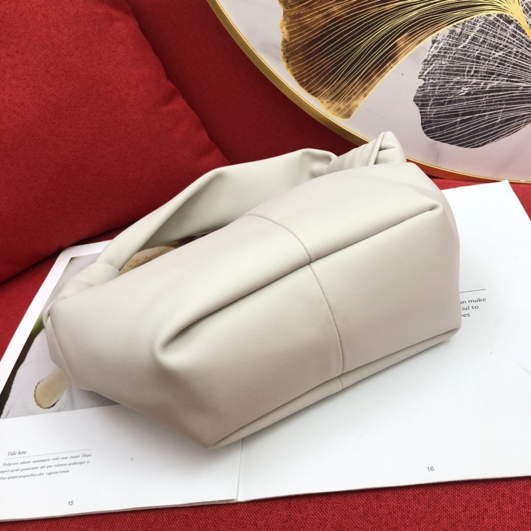 Bot Venet Bag White 30 cm