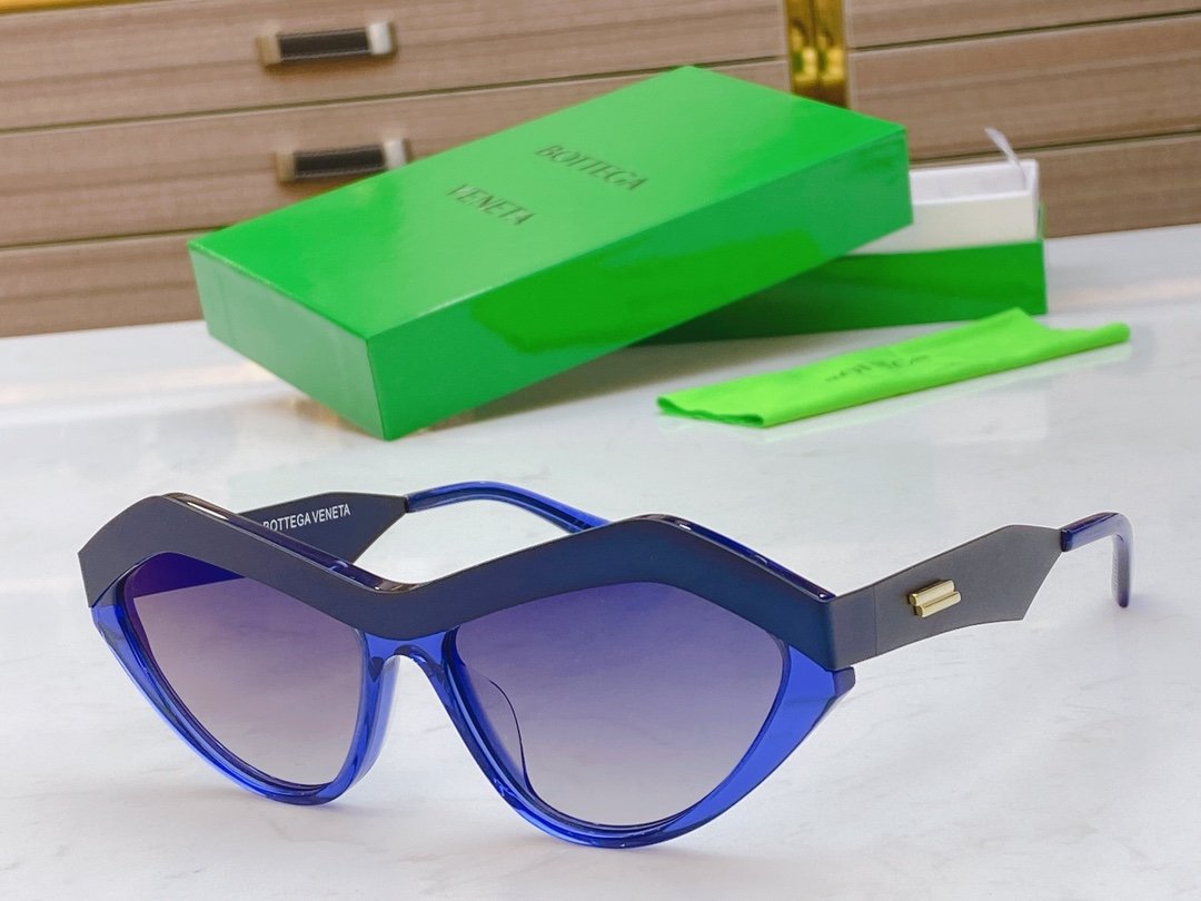 Bot Venet Sunglasses 3 Colors