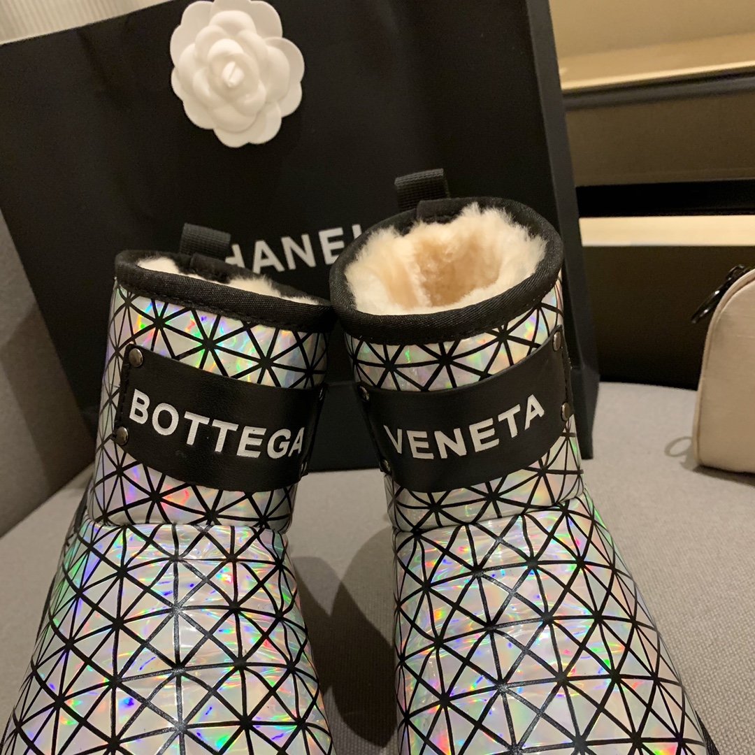 UGG  Bot Veneta Boots