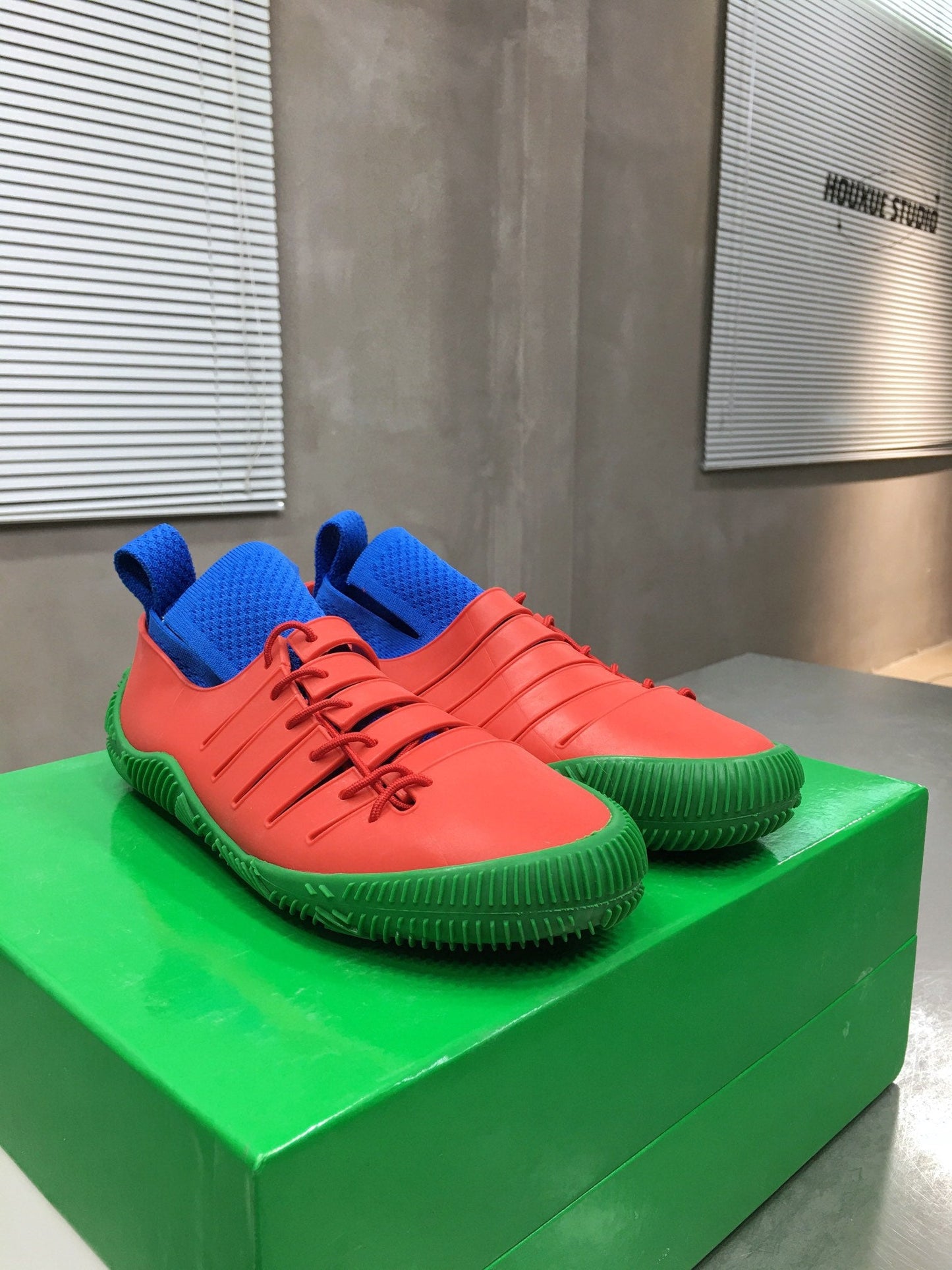BOT VENET  Sneakers Trainers