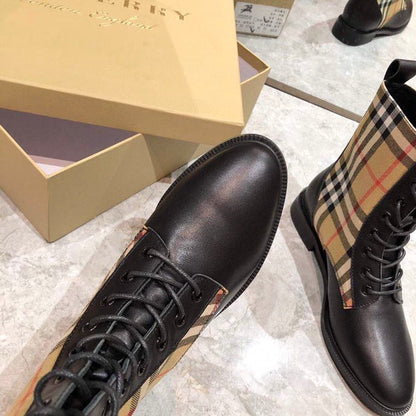 *BURBBER Boots Black