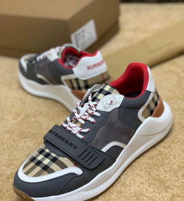 *BURBBER Sneakers