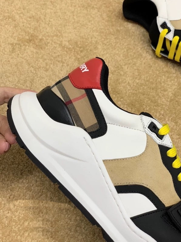 *BURBBER  Sneakers