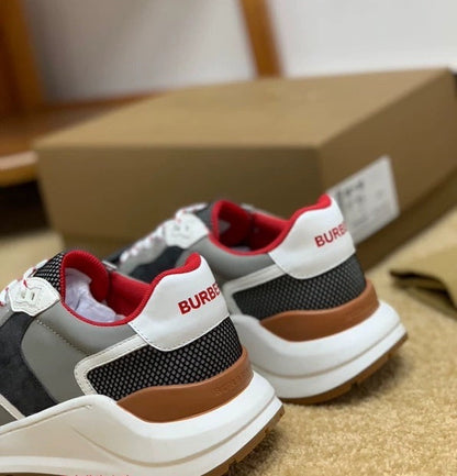 *BURBBER Sneakers