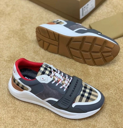 *BURBBER Sneakers