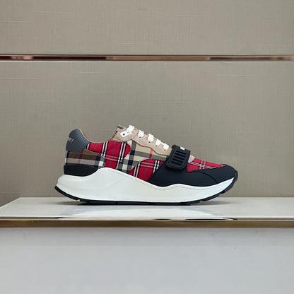 *BURBBER Sneakers Runner