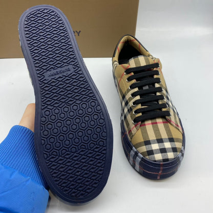 *BURBBER  Sneakers Runner