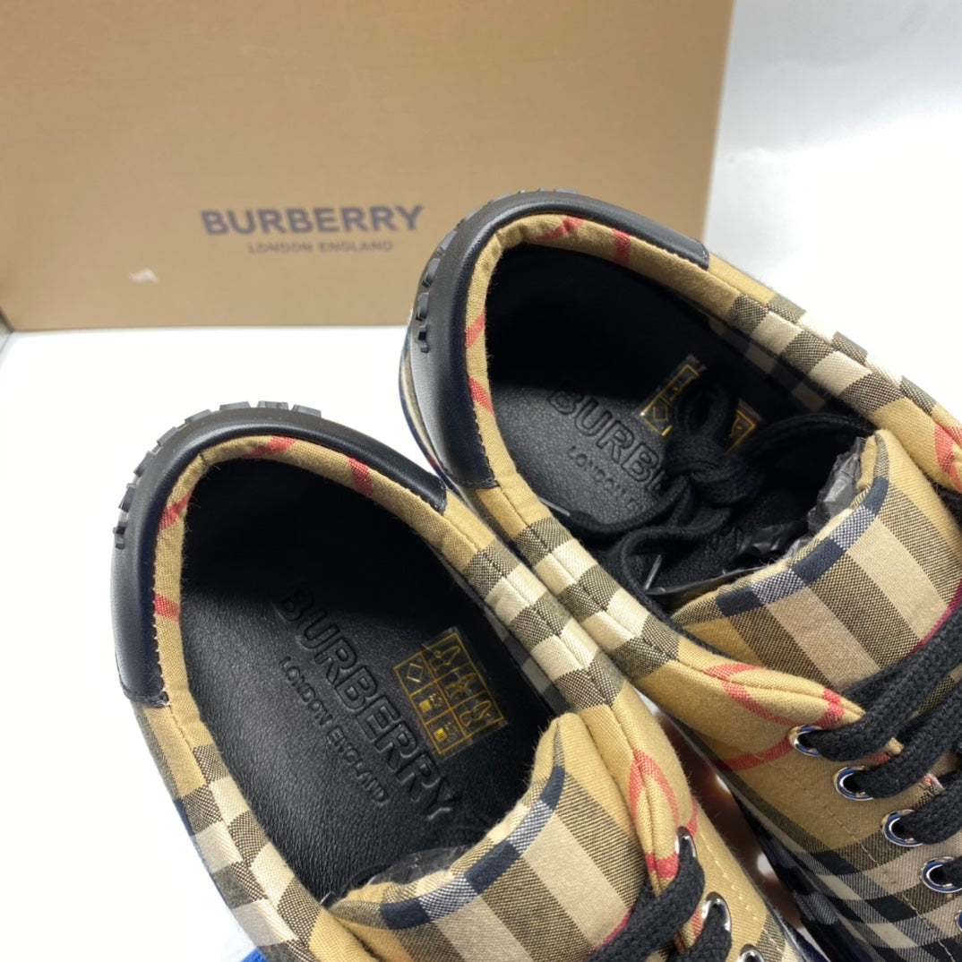 *BURBBER  Sneakers Runner