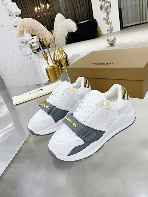 BURBERRY  Sneakers 2 Color 's