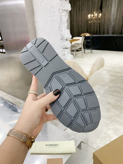 BURBERRY  Sneakers 2 Color 's