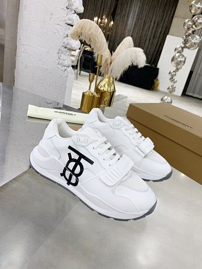 BURBERRY  Sneakers 2 Color 's