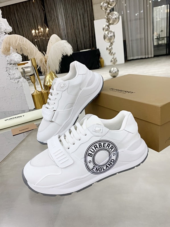 BURBERRY  Sneakers