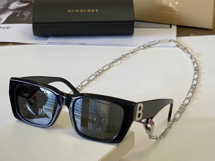 *BURBBER Sunglasses 5 Color 's