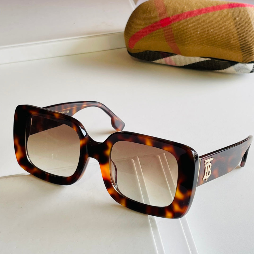 *BURBBER Sunglasses 7 Color 's