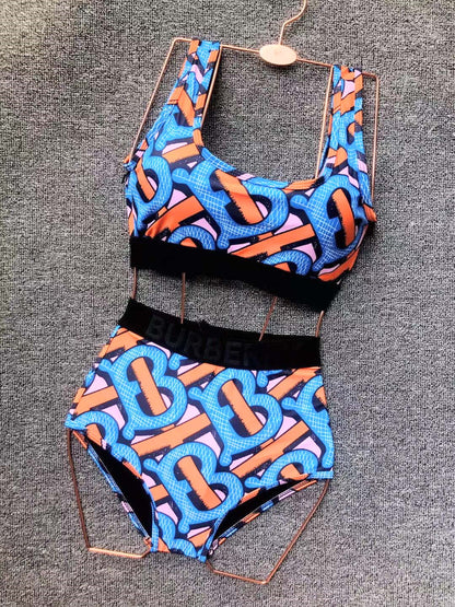 *BURBBER  Underwear Woman Bikini 3  Color 's