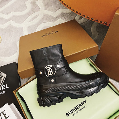 *BURBBER Boots Black