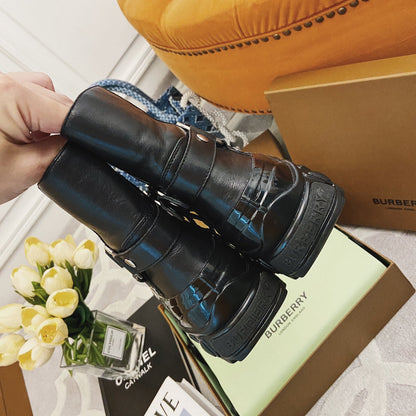 *BURBBER Boots Black