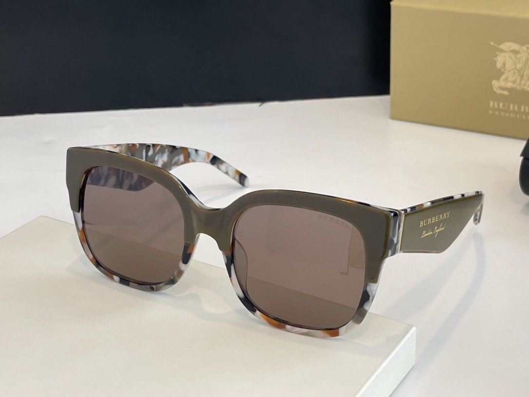 *BURBBER Sunglasses 7 Color's