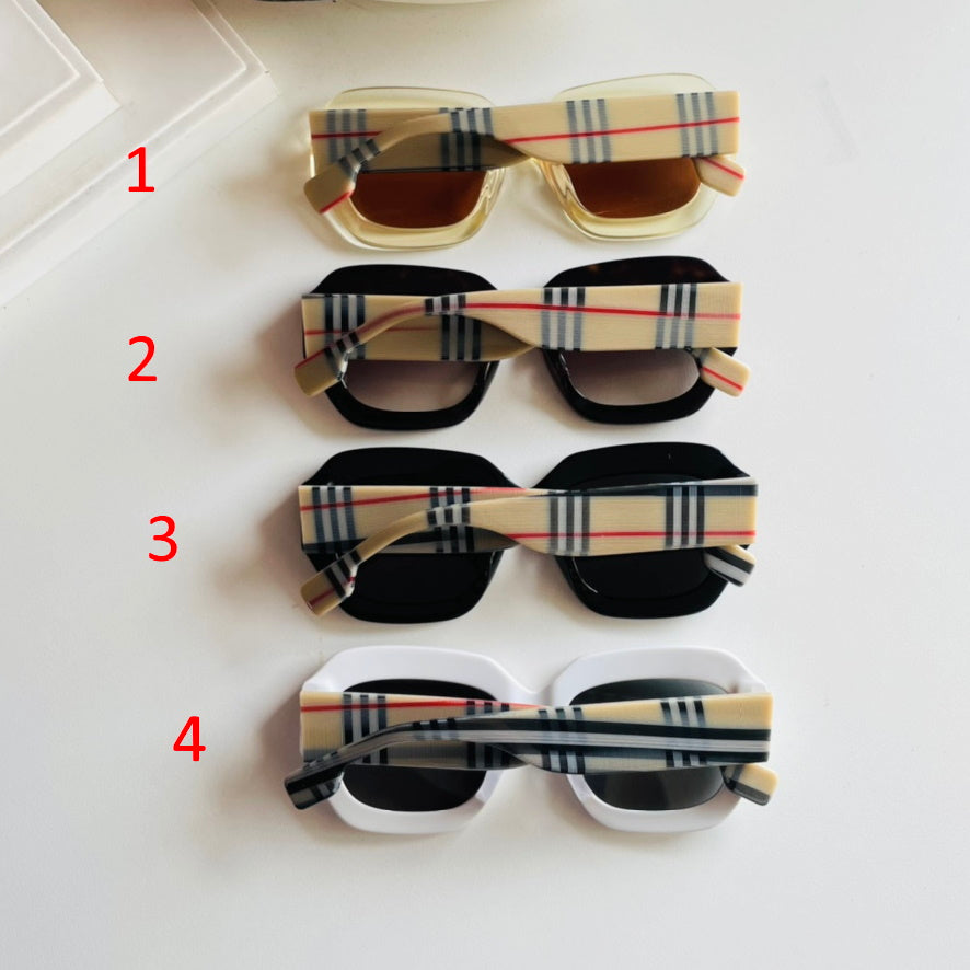*BURBBER Sunglasses 6 Color 's