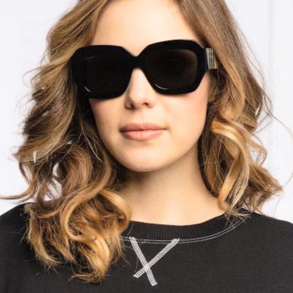 *BURBBER Sunglasses 6 Color 's