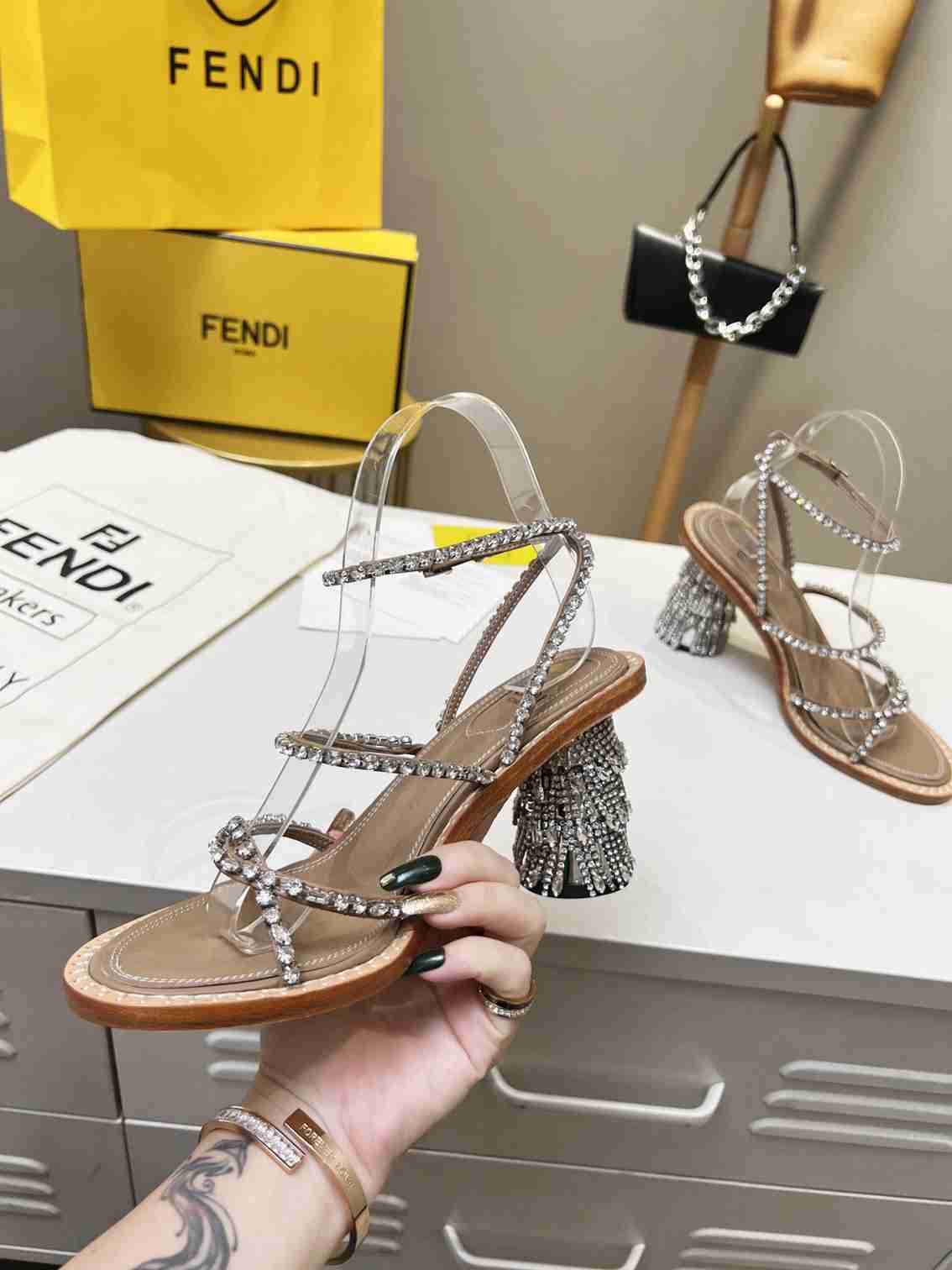 CAO VILLA Shoes Heels