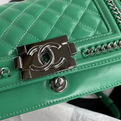 Chl  Bag  Green 2 Size 's