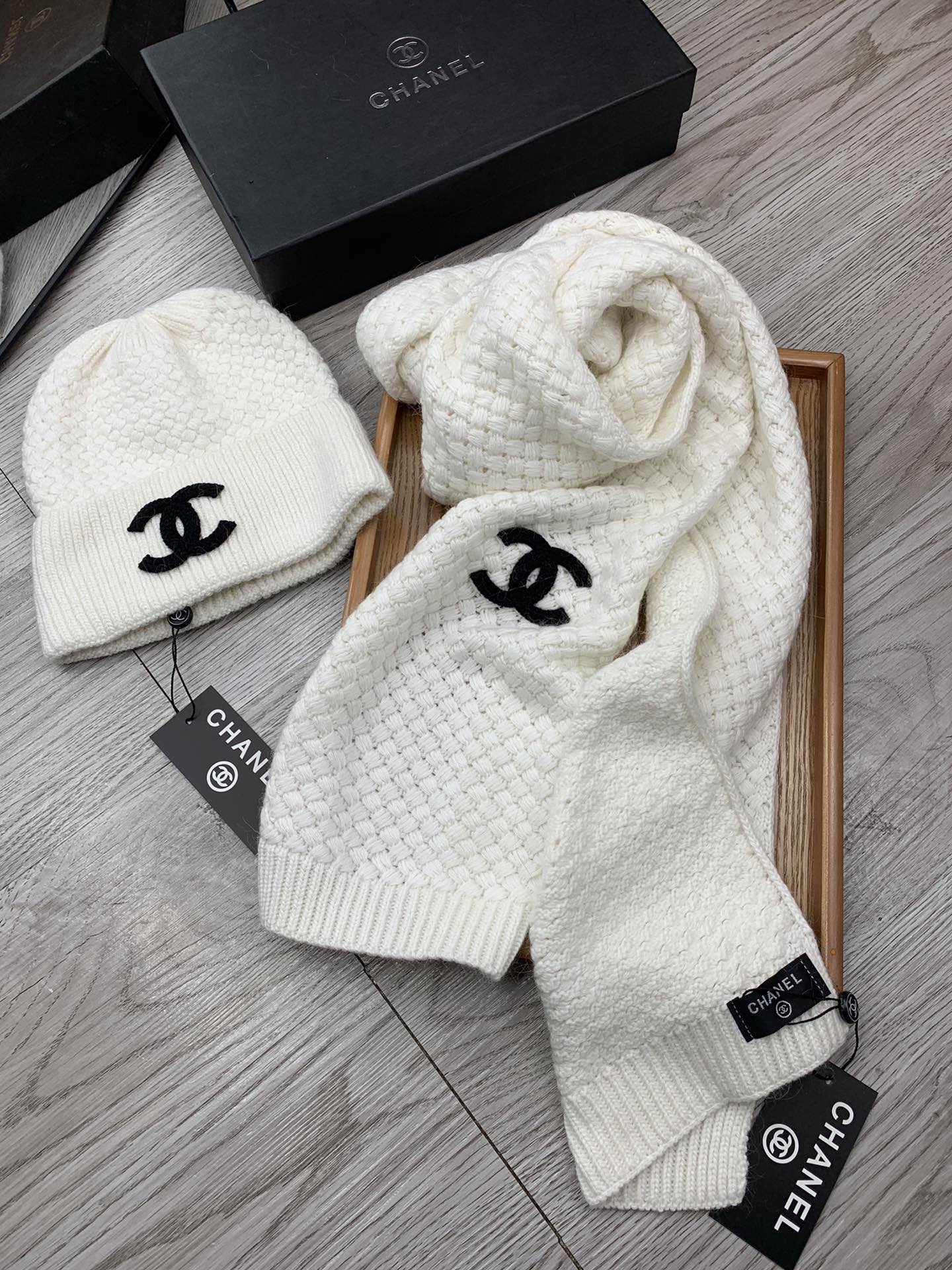 CHL Hat and Scarf Set   Knitted 4 Color s
