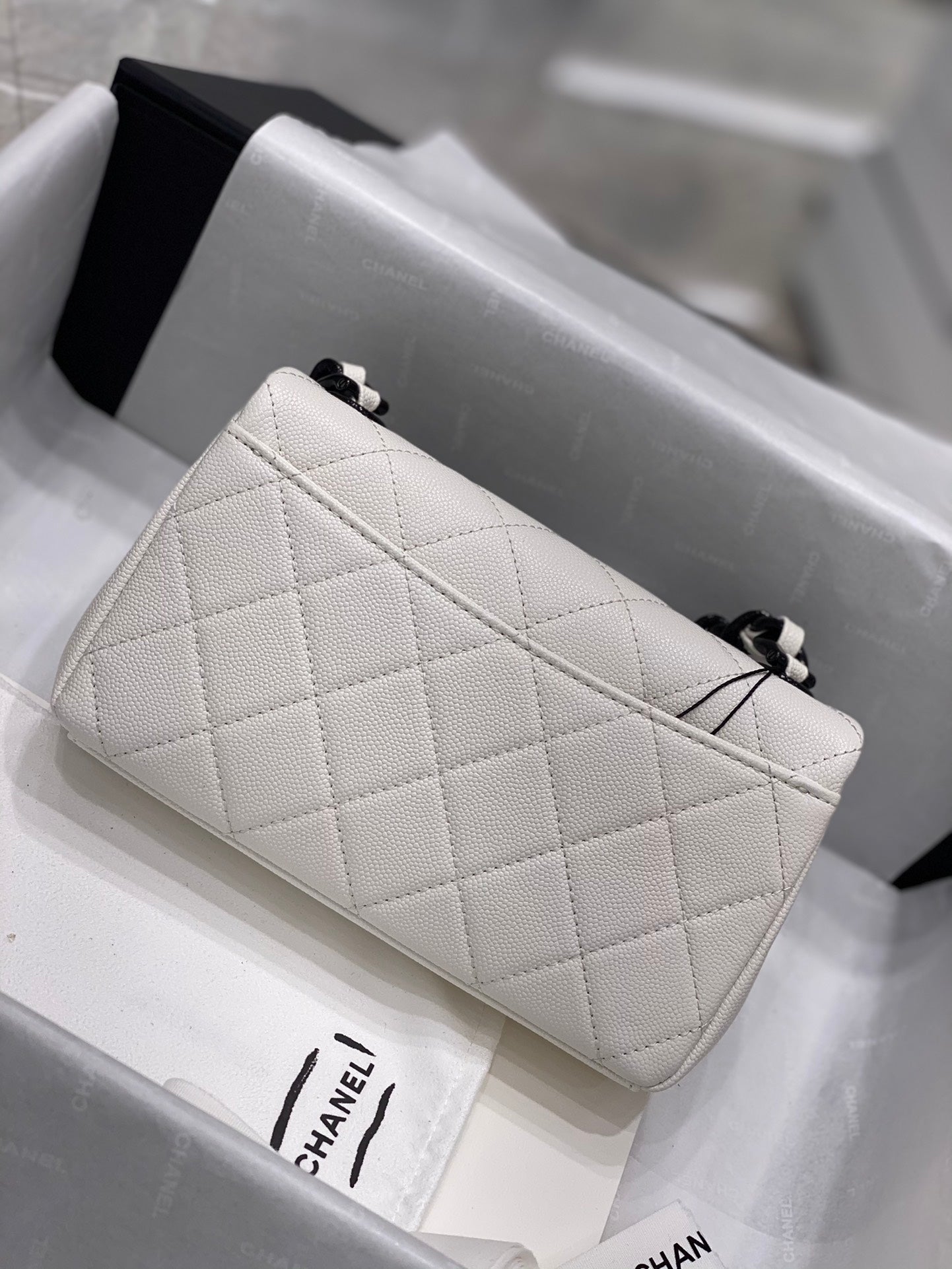 CHL  Bag White 24 cm