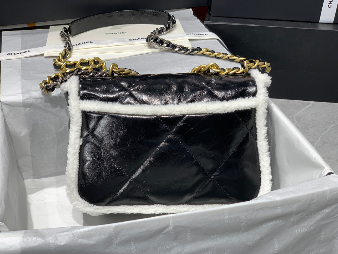 CHL Bag Shearling 25 cm