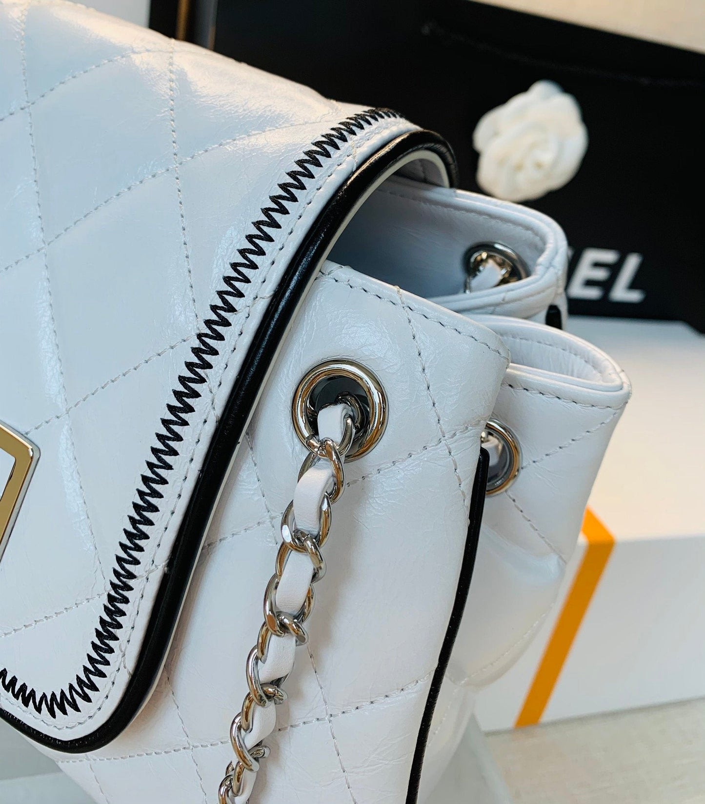 Chl Bag White 30 cm