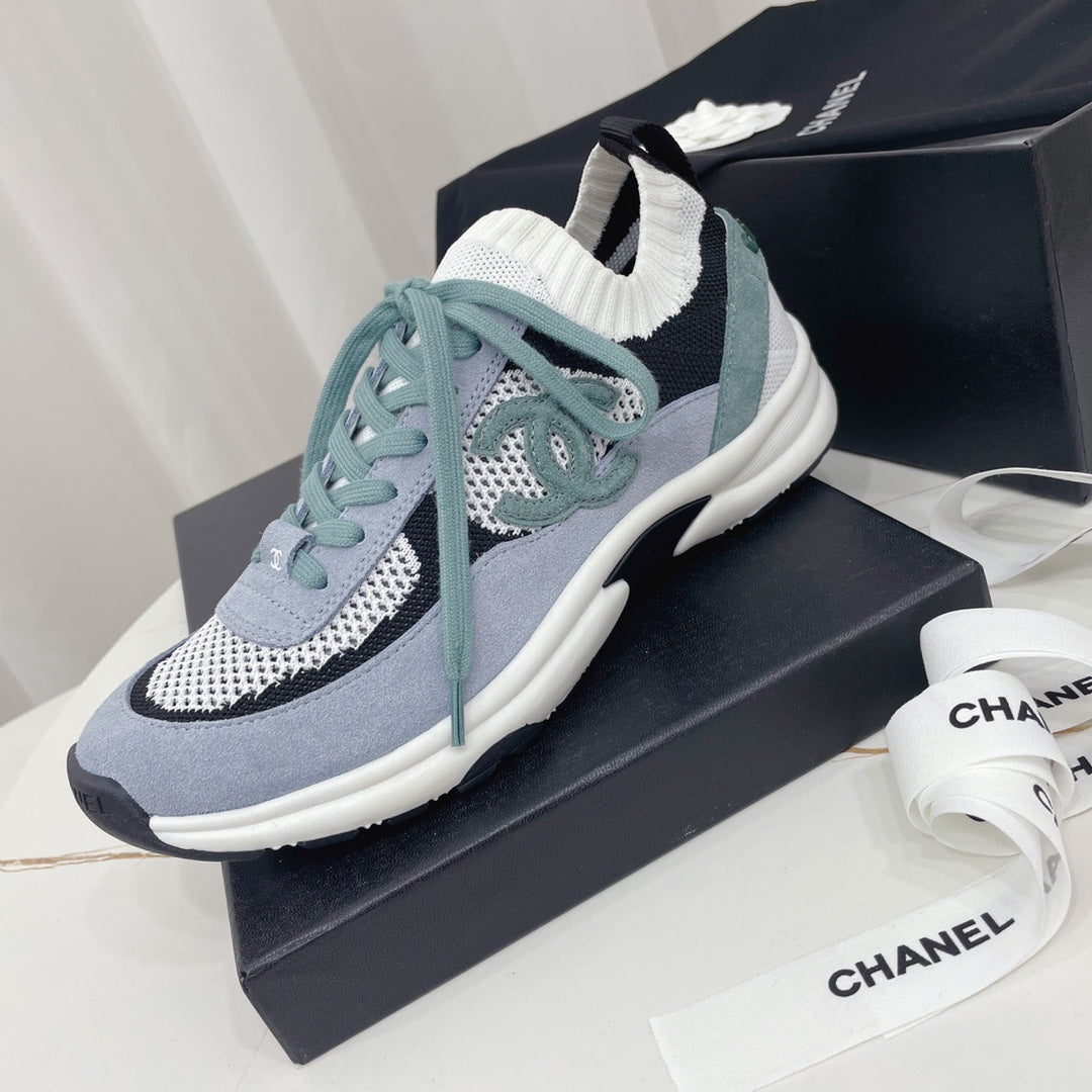 CHL  Sneakers