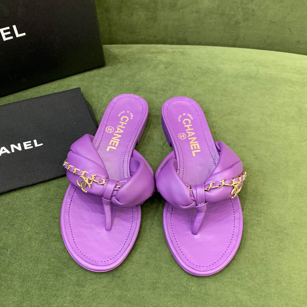 CHL   Slippers  4 color 's