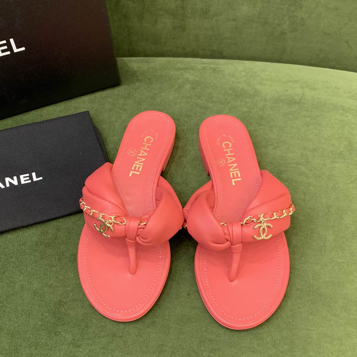 CHL   Slippers  4 color 's