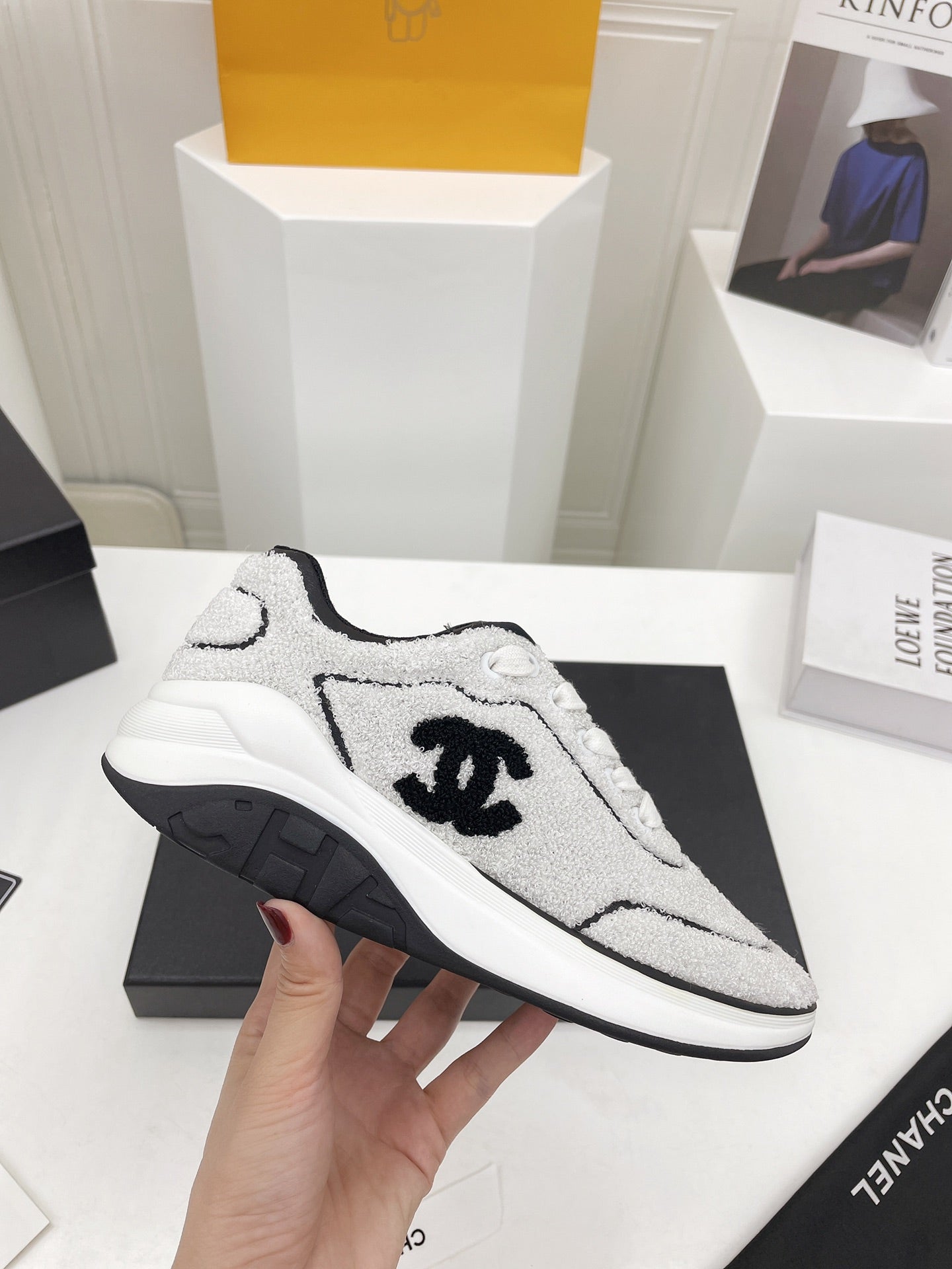 CHL  Sneakers 2 Color 's