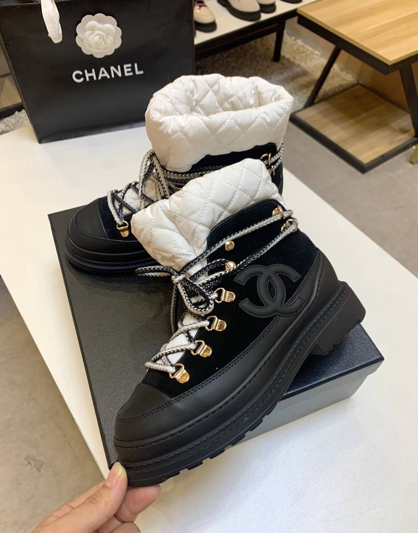CHL  Boots