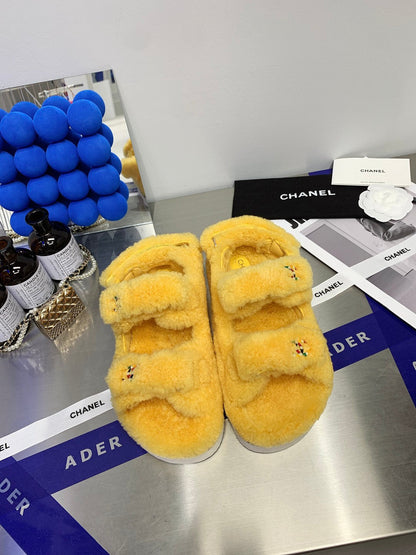 CHL Oran Sandals  Shearling 3 Color 's