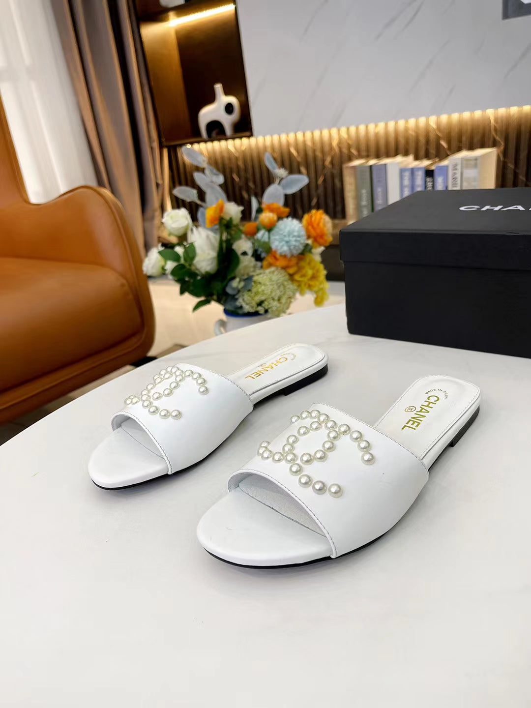 CHL  Slippers  2 Color 's